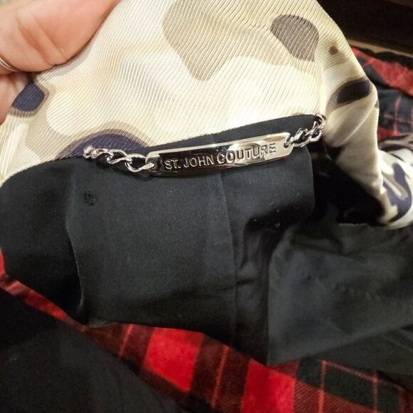 St. John Couture Cropped Floral Accents Blazer Jacket - Picture 10 of 15